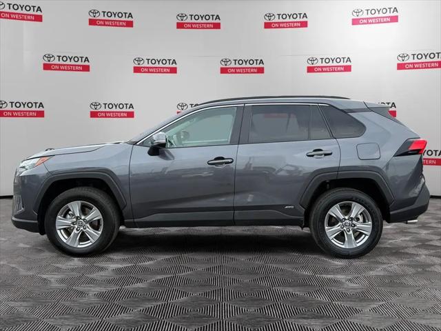 2025 Toyota RAV4 Hybrid LE