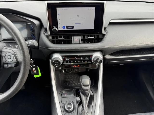 2025 Toyota RAV4 Hybrid LE