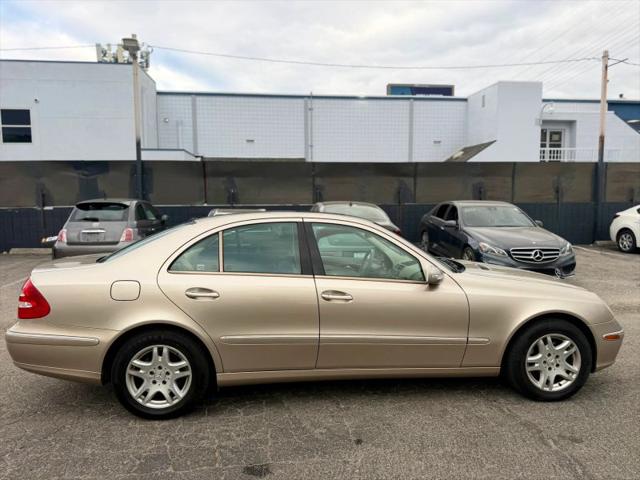 2004 Mercedes-Benz E 320 E 320