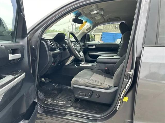 2015 Toyota Tundra SR5 5.7L V8