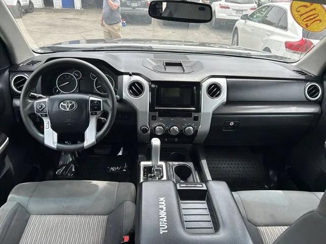 2015 Toyota Tundra SR5 5.7L V8