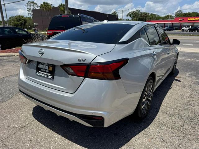 2023 Nissan Altima SV FWD