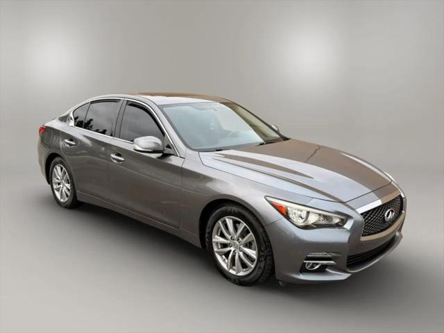 2015 INFINITI Q50 Premium