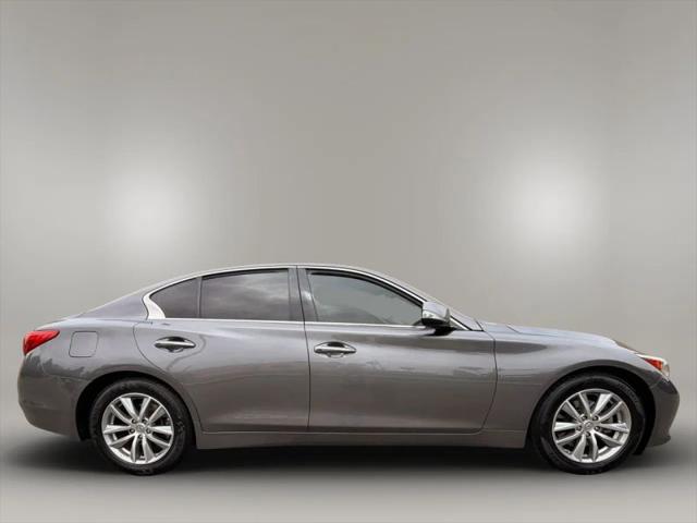 2015 INFINITI Q50 Premium