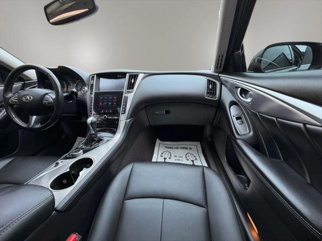 2015 INFINITI Q50 Premium