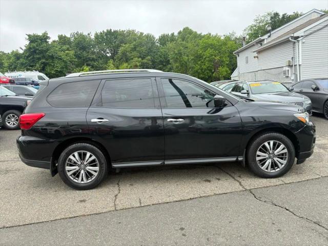 2020 Nissan Pathfinder S 4WD