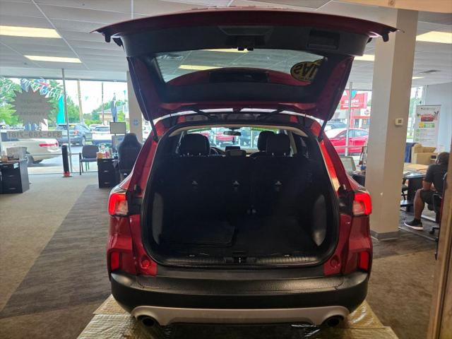 2020 Ford Escape SE