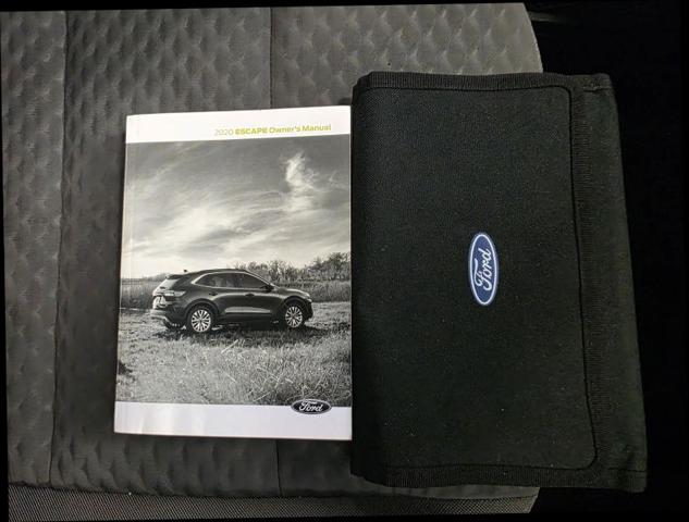 2020 Ford Escape SE