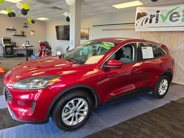 2020 Ford Escape SE