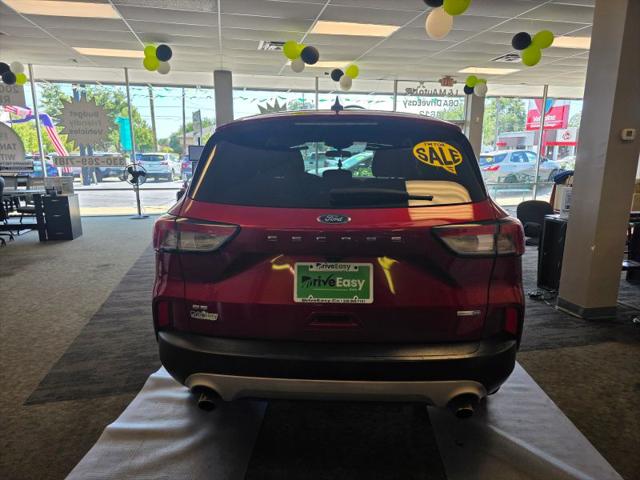 2020 Ford Escape SE