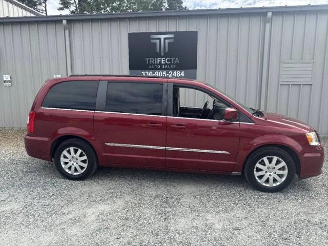 2014 Chrysler Town & Country Touring