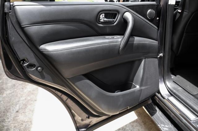 2024 INFINITI QX80 LUXE AWD