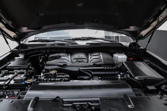 2024 INFINITI QX80 LUXE AWD