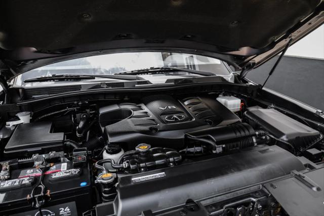 2024 INFINITI QX80 LUXE AWD