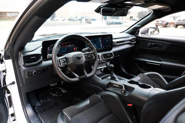 2024 Ford Mustang Dark Horse Fastback