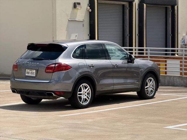 2013 Porsche Cayenne S