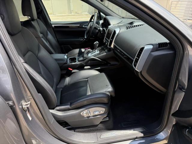 2013 Porsche Cayenne S