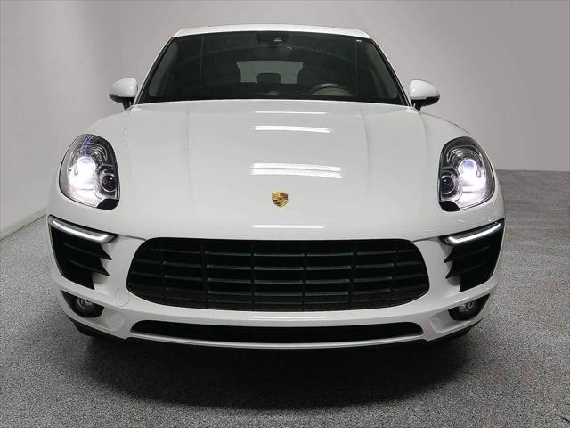 2017 Porsche Macan Macan