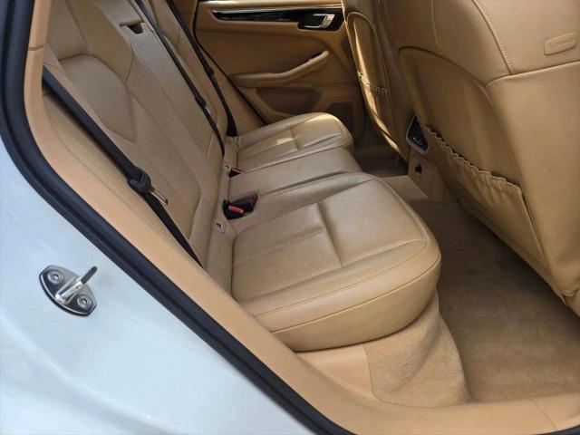 2015 Porsche Macan S