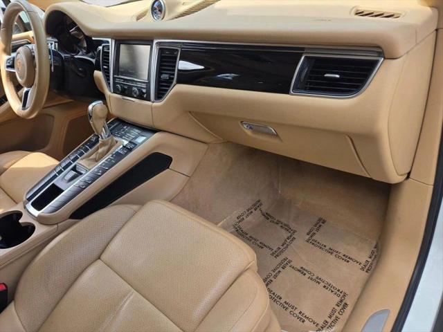 2015 Porsche Macan S