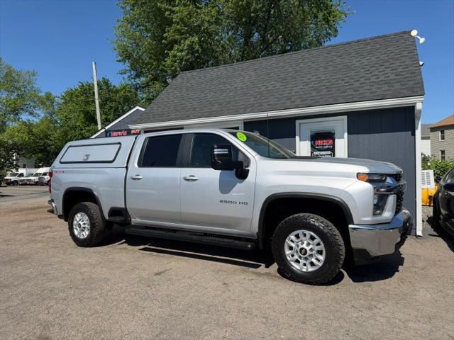 2023 Chevrolet Silverado 2500HD 4WD Crew Cab Standard Bed LT for sale in Framingham, MA