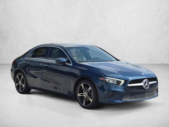2021 Mercedes-Benz A 220 A 220