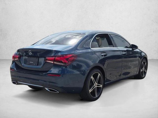 2021 Mercedes-Benz A 220 A 220