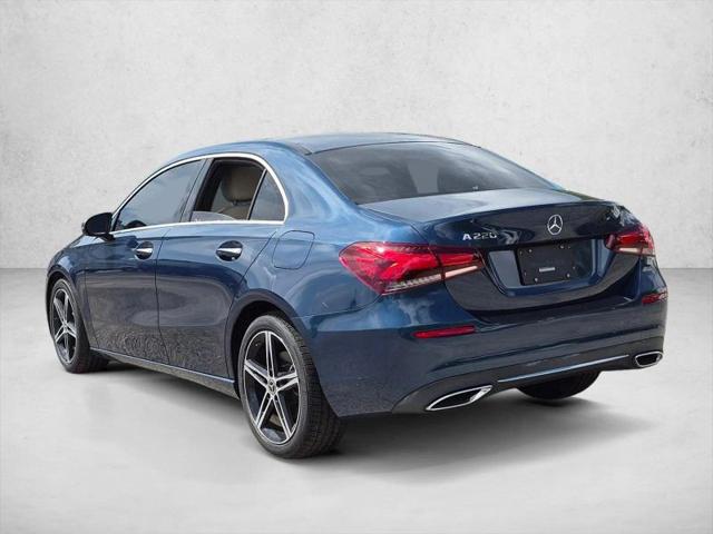 2021 Mercedes-Benz A 220 A 220