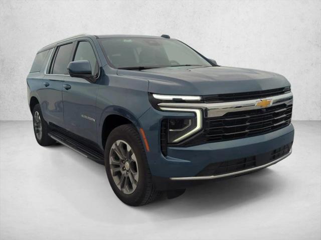 2025 Chevrolet Suburban 4WD LS