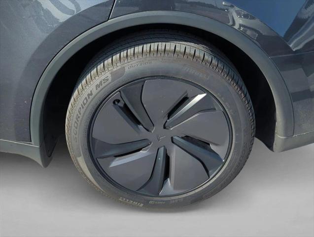 2026 Tesla Model Y Premium Rear-Wheel Drive