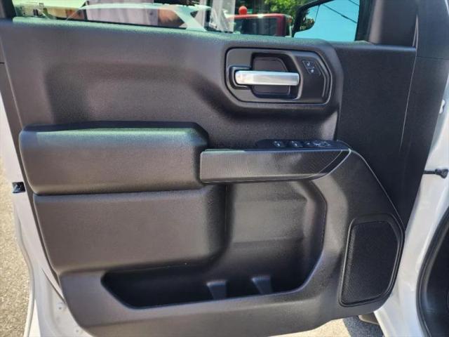 2024 GMC Sierra 1500 4WD Crew Cab Short Box Pro