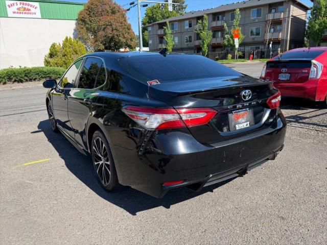 2018 Toyota Camry SE