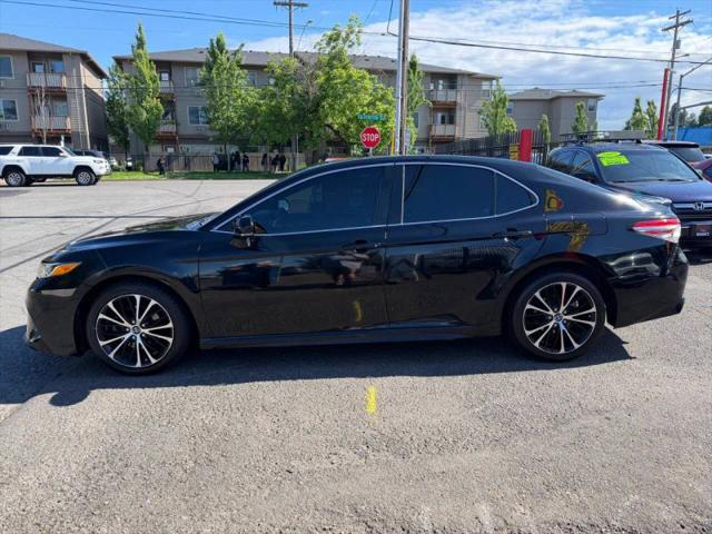 2018 Toyota Camry SE