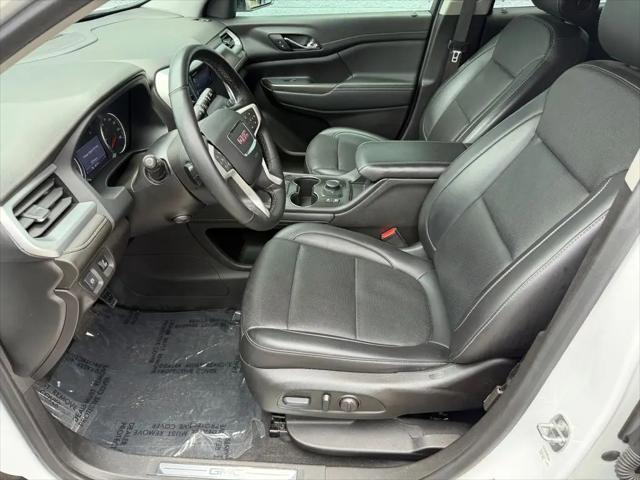 2023 GMC Acadia FWD SLT