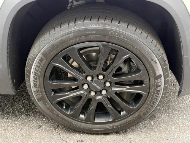 2023 GMC Acadia FWD SLT