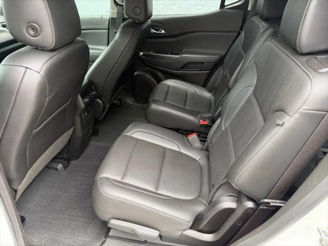 2023 GMC Acadia FWD SLT