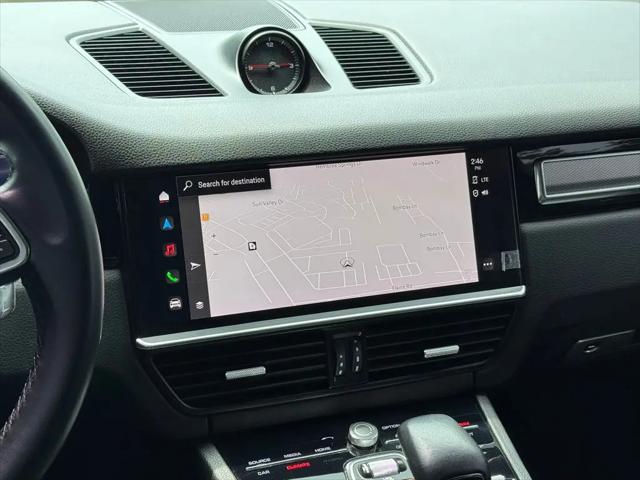 2023 Porsche Cayenne Platinum Edition