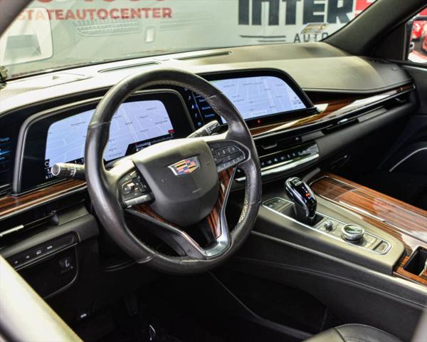 2023 Cadillac Escalade ESV 4WD Luxury