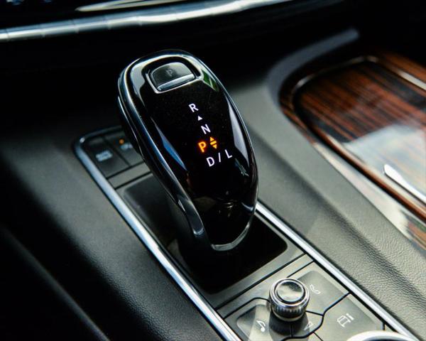 2023 Cadillac Escalade ESV 4WD Luxury
