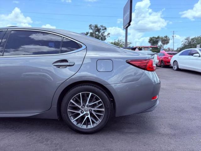 2016 Lexus ES 350 350