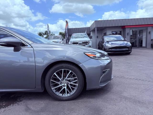 2016 Lexus ES 350 350