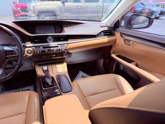 2016 Lexus ES 350 350