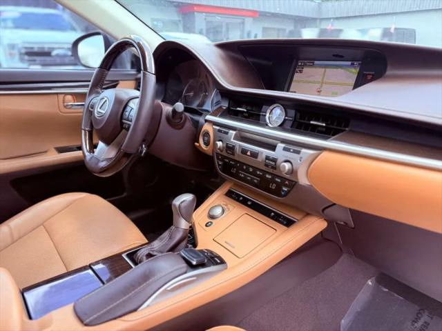 2016 Lexus ES 350 350