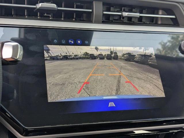 2027 Chevrolet Bolt LT FWD