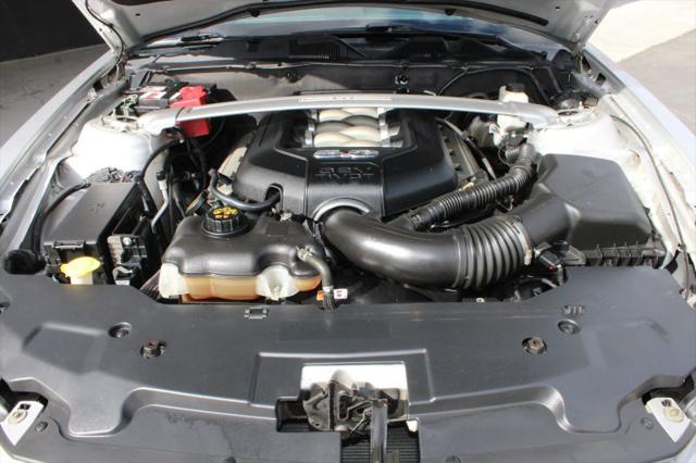 2011 Ford Mustang GT Premium