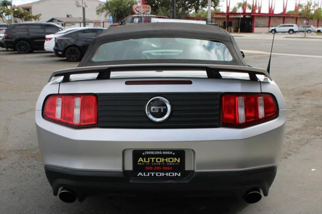 2011 Ford Mustang GT Premium