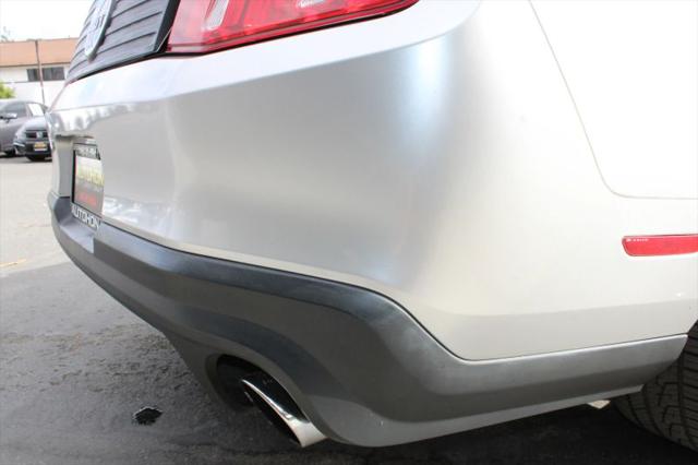 2011 Ford Mustang GT Premium