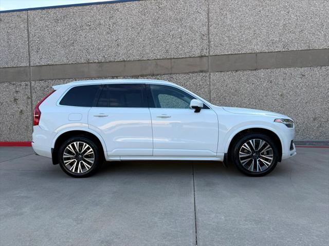 2021 Volvo XC90 T5 Momentum 7 Passenger