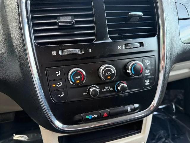 2016 Dodge Grand Caravan SE