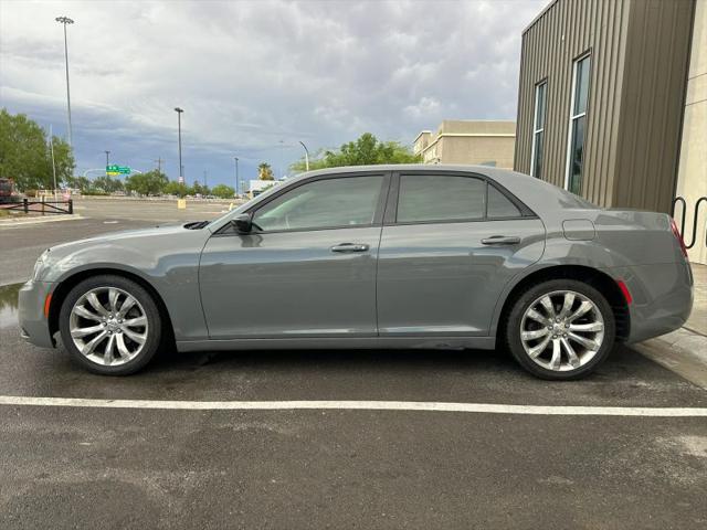 2019 Chrysler 300 Touring